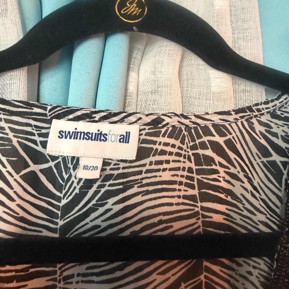 Swimsuits For All Black and White Swim Coverup - Picture 3 of 3